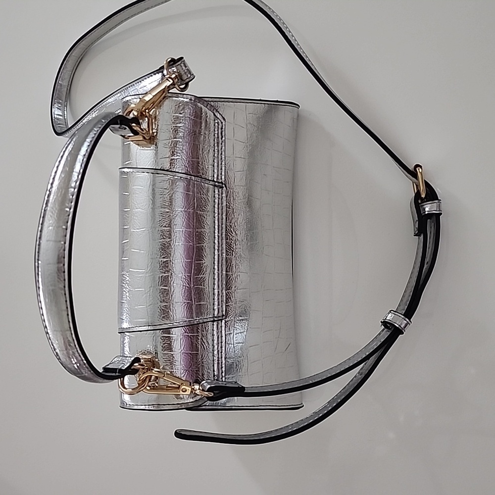 Aldo Rotoua Silver Gold Two Tone Metallic Top Handle Crossbody Mini Handbag - Picture 10 of 14